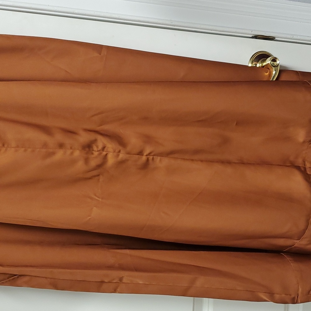 Skirt - Picture 3 of 6